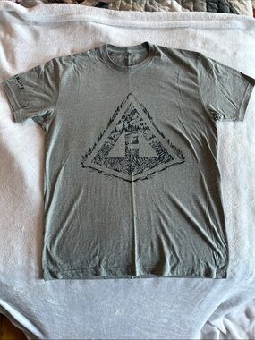 Men's Gray Graphic Triangle Logo Tee